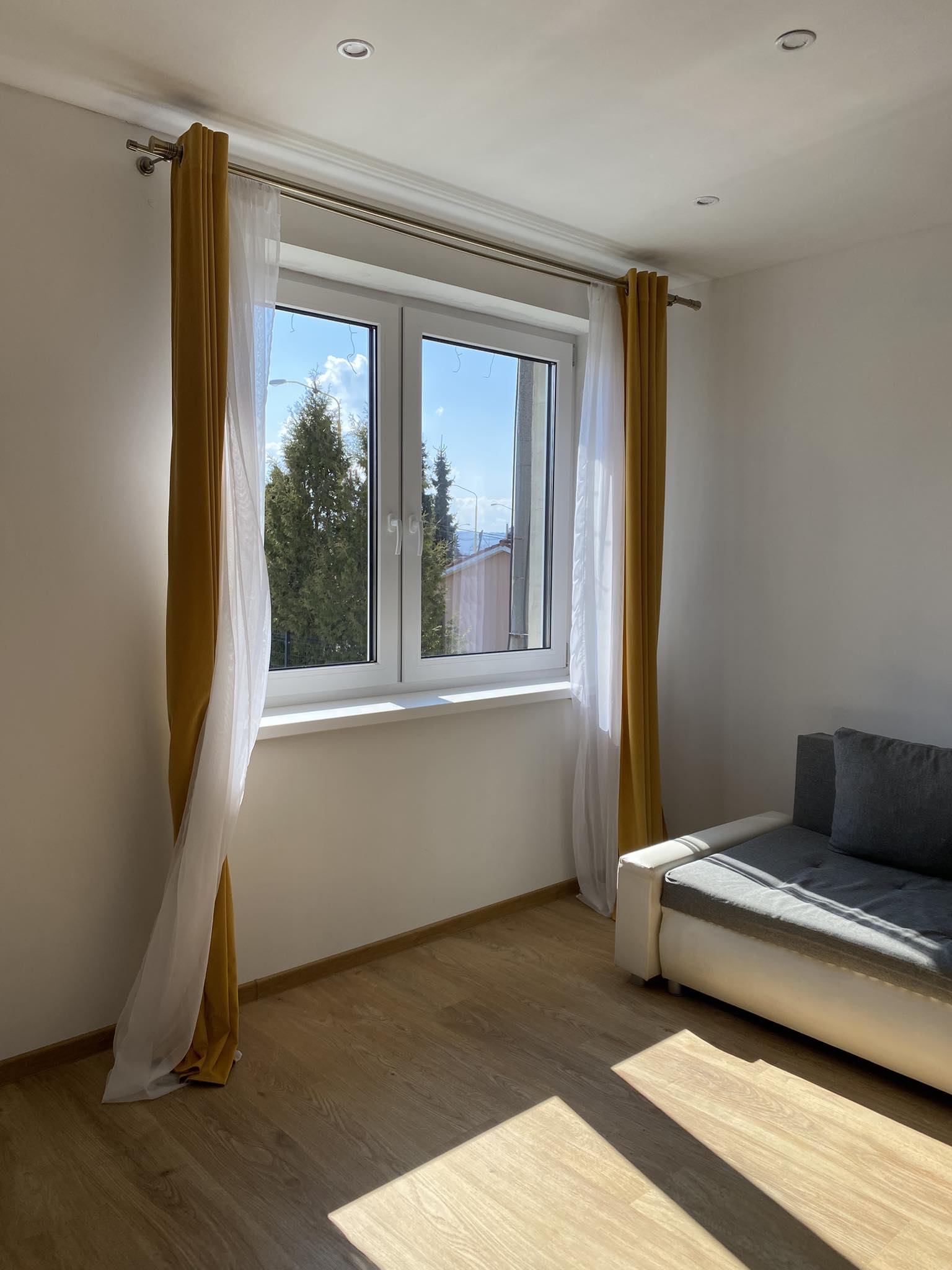 Umývanie okien a výkladov Prešov